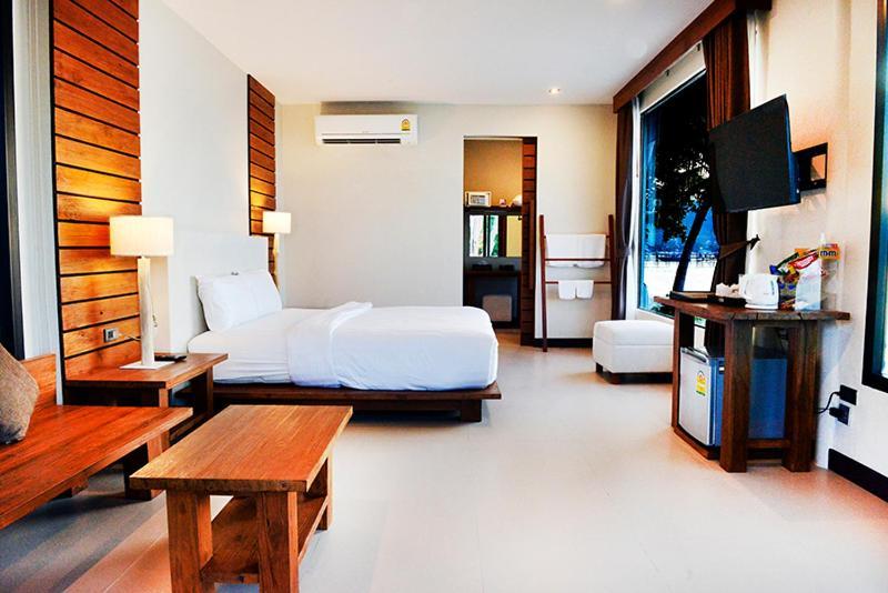 Samui Mermaid Beachfront Плажа Банграк Стая снимка