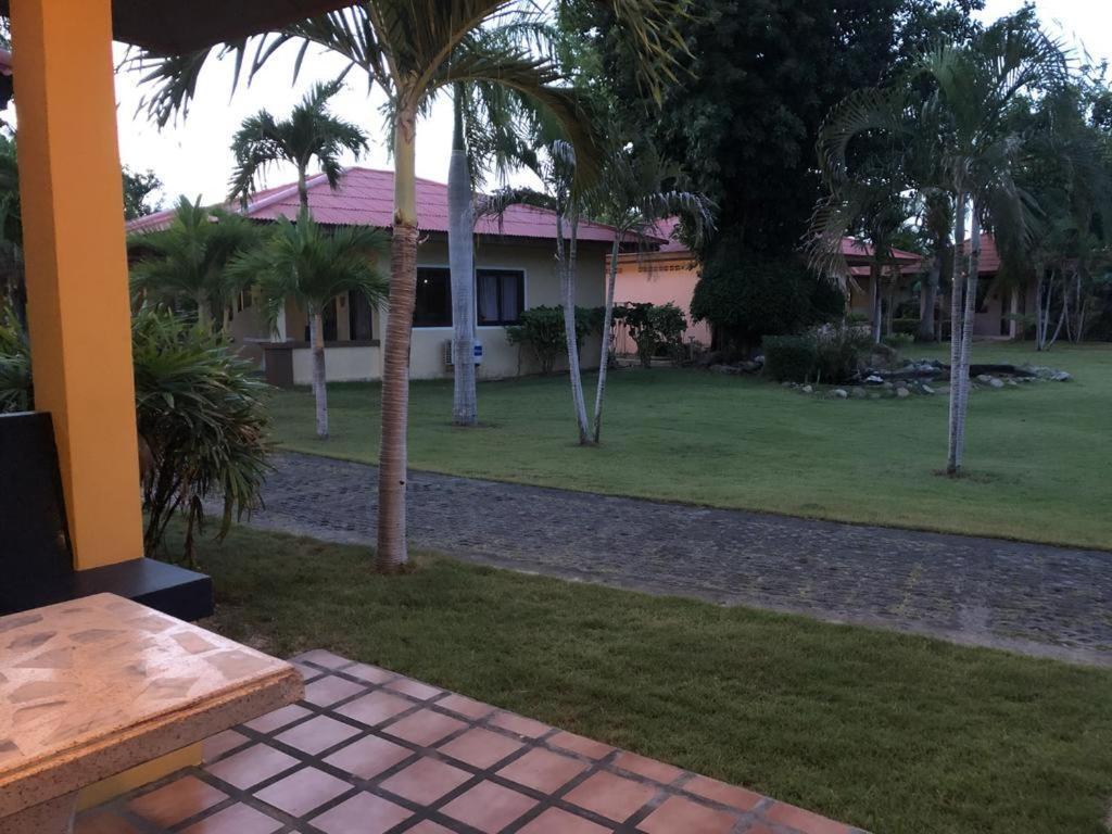 Samui Mermaid Beachfront Плажа Банграк Екстериор снимка